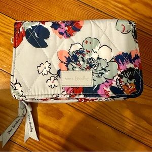 Vera Bradley Crossbody Bag - NWOT